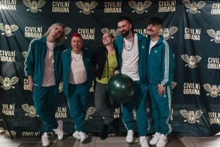 Víme, že tohle není pro každou kapelu příjemný. My to ale milujeme. 🤟 Po každym našem koncertě se těšíme na pokec s váma,...